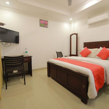 Bed and Breakfast Diamond Residency à Alappuzha Extérieur photo